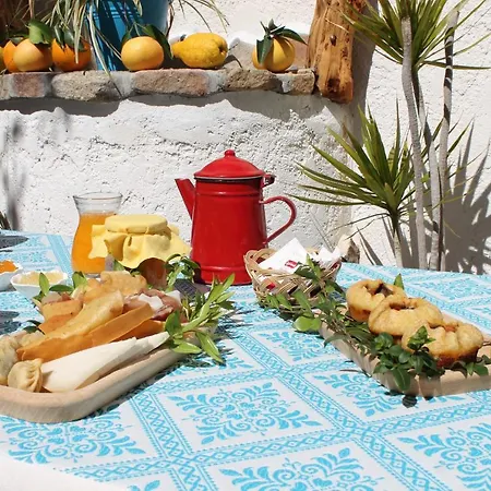 Couette-café Piazza Municipio 3*