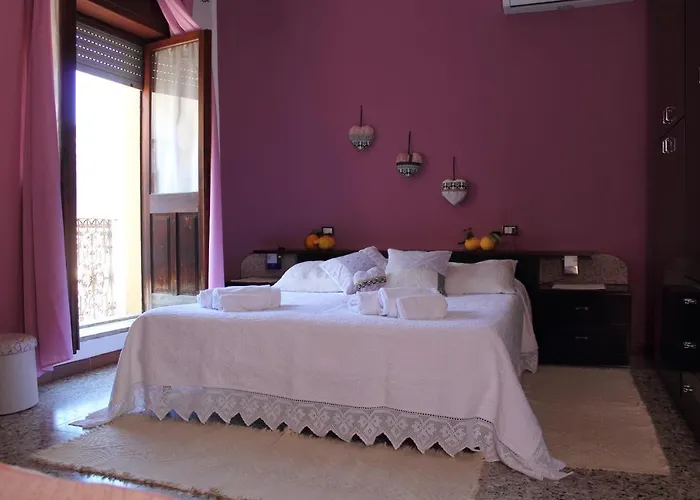Bed & Breakfast Piazza Municipio San Vito (Sardinia)